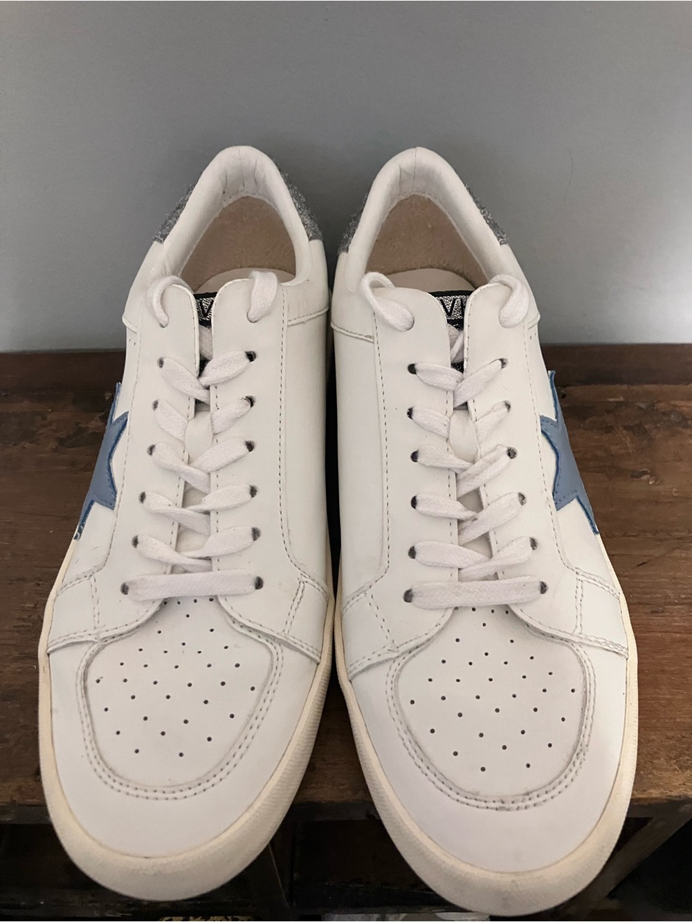 Vintage Havana Kenna blue star low top sneakers